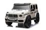 Correpasillos eléctrico Mercedes-Benz G63 AMG 4x4² Biplaza 12V, blanco, Reproductor MP3 con entrada USB/AUX, Tracción 4x4, Batería 12V14Ah, Ruedas EVA con suspensión, Asientos en polipiel, Mando a distancia, Licencia